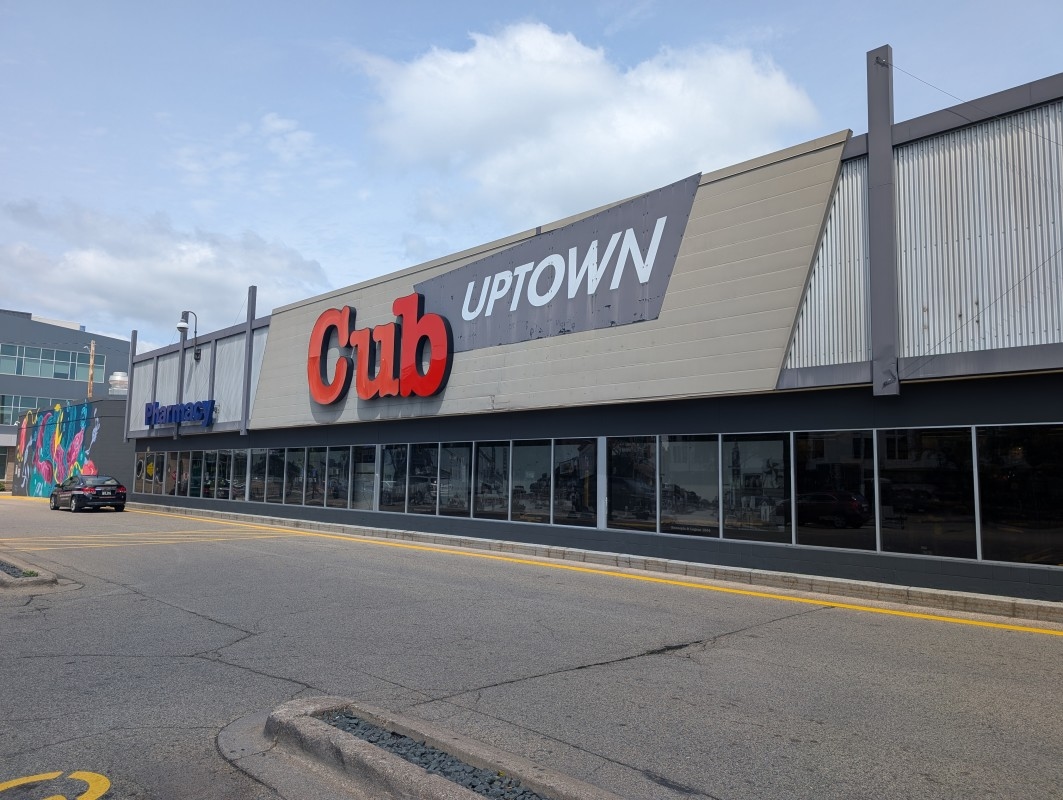Cub Foods in Uptown Minneapolis has closed temporarily