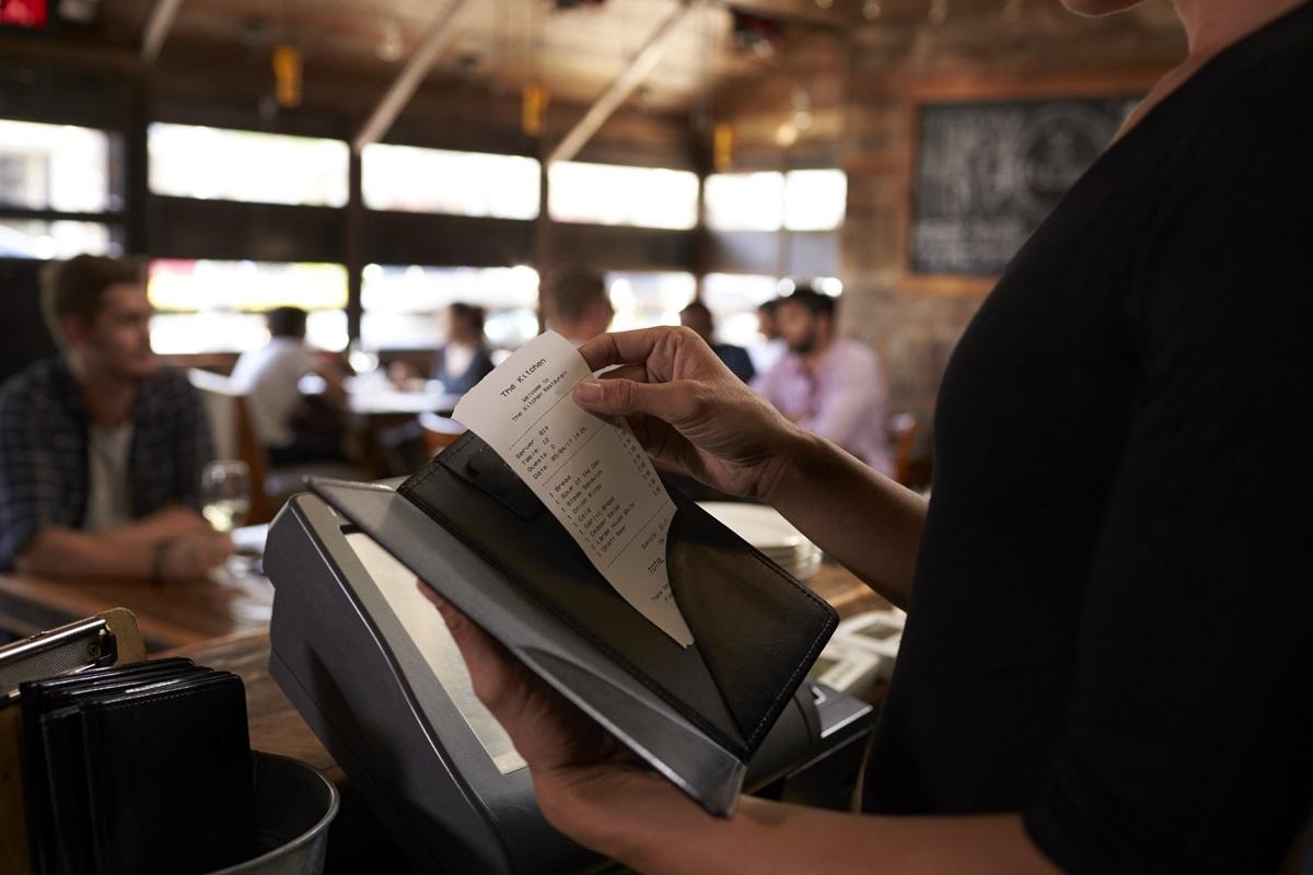 Customers left confused as 'carbon free dining' fee added to restaurant bill