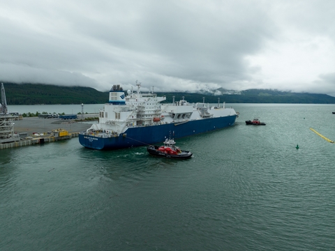 Fluor Celebrates LNG Canada's First Cargo Export