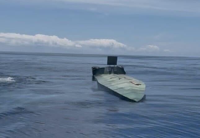 Drone "narco sub" — equipped with Starlink antenna — seized for first time