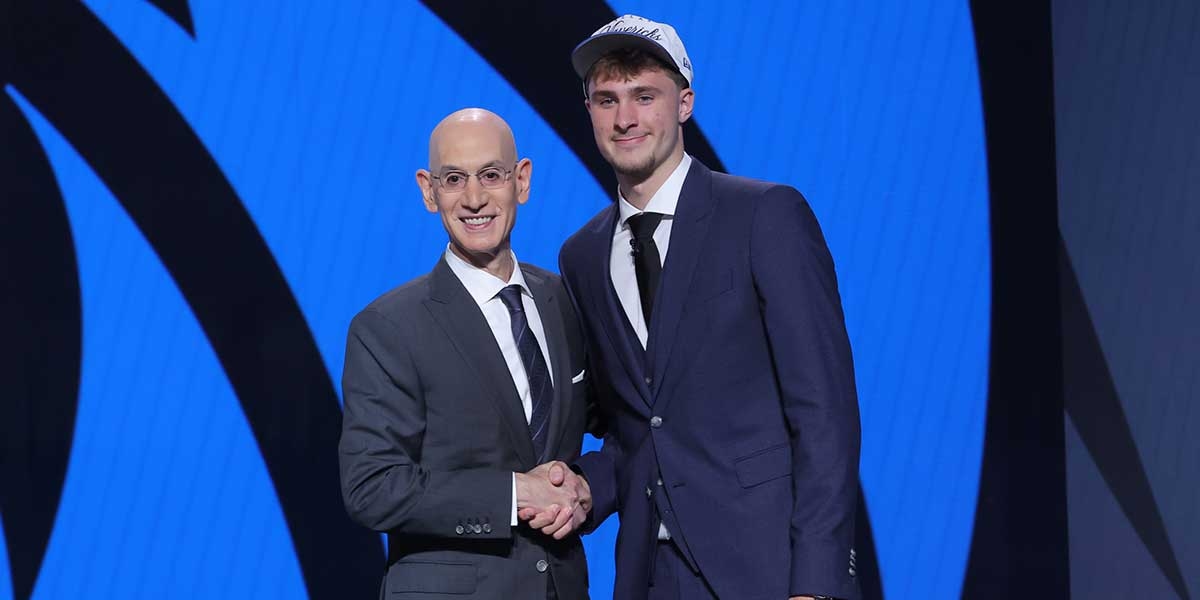 Mavericks fan screams about ‘rigged' draft lottery at Adam Silver
