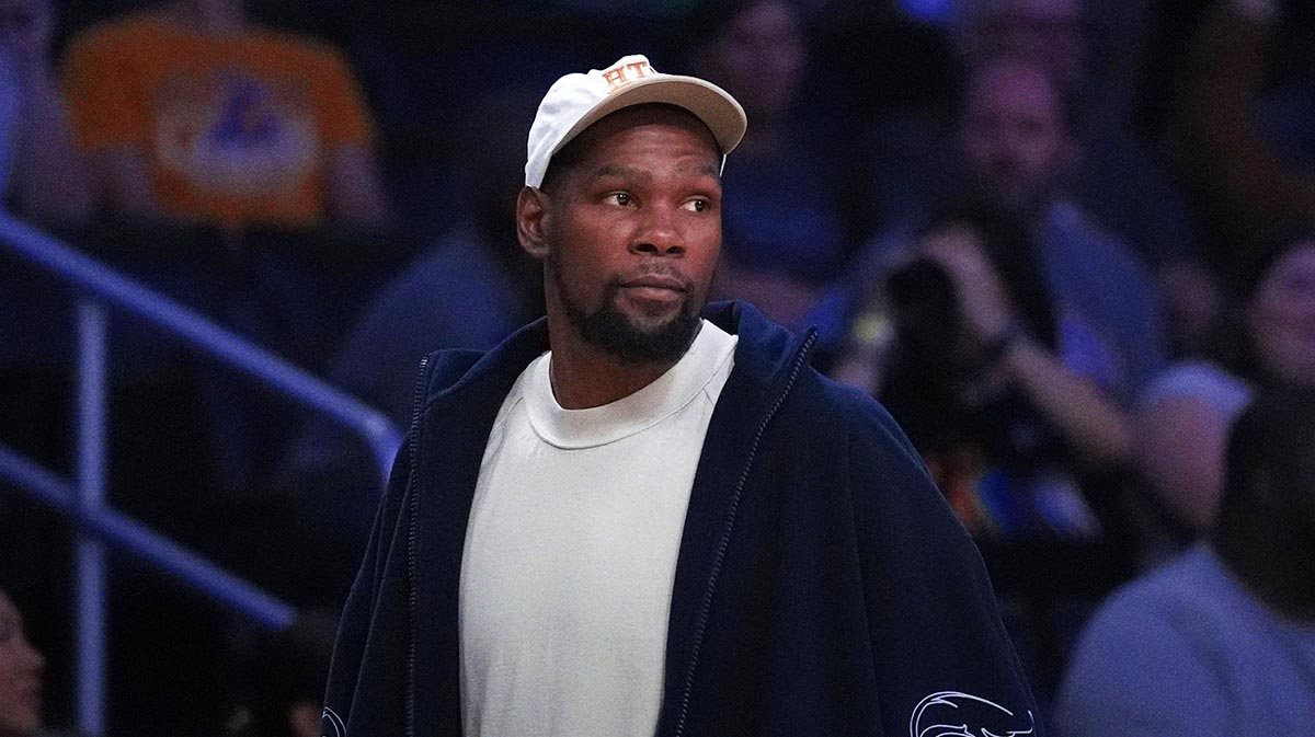 Rockets' Kevin Durant promises to ‘troll on Twitter' until he ‘expires'