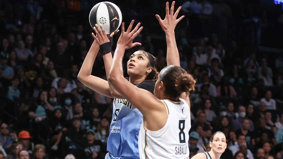 Sky's Angel Reese breaks silence on Courtney Vandersloot's ACL injury