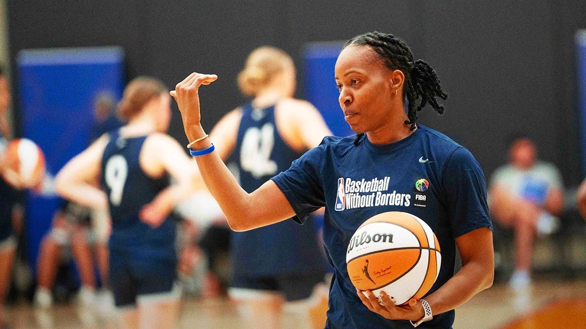 Sparks sign veteran guard amid multiple players out