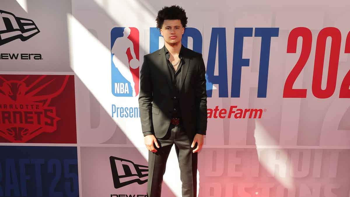 Jazz trades up with Wizards to land Florida hero Walter Clayton Jr.