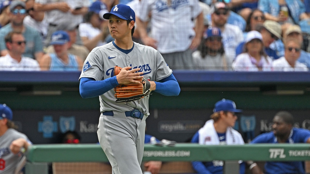 Shohei Ohtani's 101.7 mph pitch draws Dave Roberts reaction