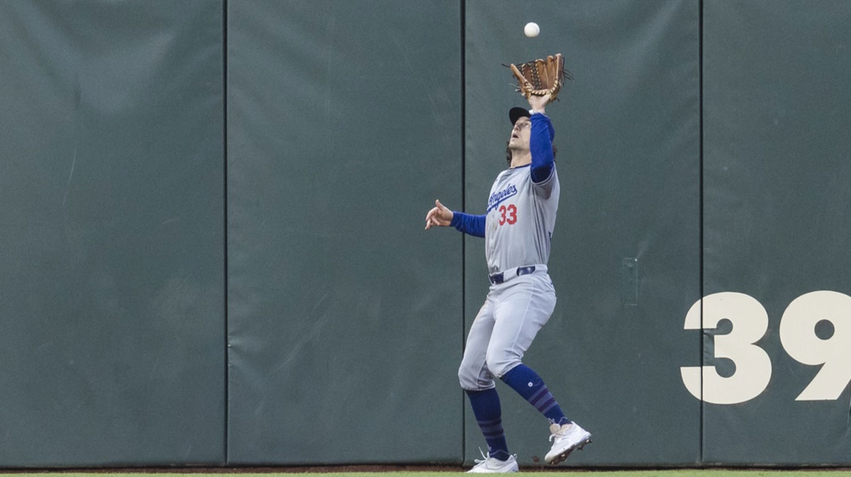 Dodgers' James Outman deals Twins an L with game-ending catch
