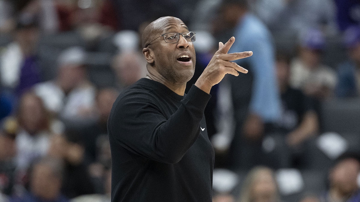 Mike Brown is Knicks' next head coach after Tom Thibodeau firing