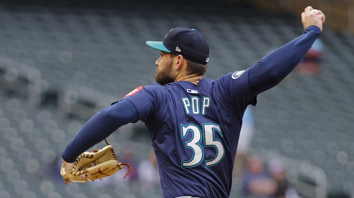 Mariners reliever hits low vs. Twins not seen since 2002