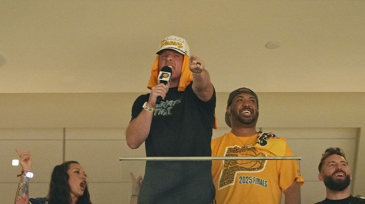 Pat McAfee delivers WWE-style promo during Pacers' Game 4 clash vs. Thunder