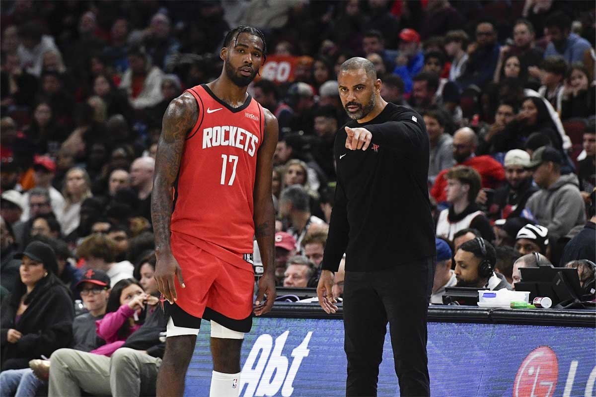 John Hollinger blasts Rockets for ‘no wings' team-building strategy