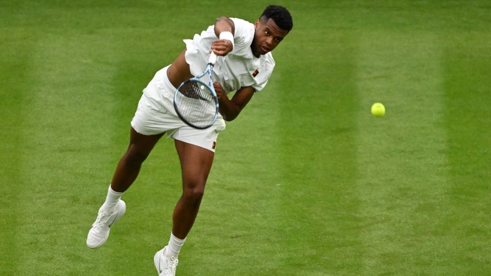 The secrets behind the world's fastest tennis serves