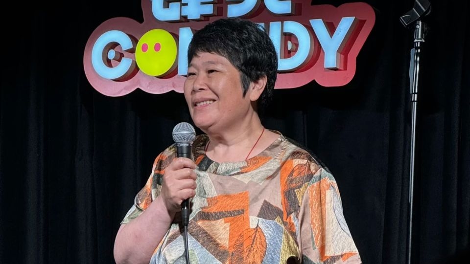Joking about her abusive husband launched this Chinese comedian to stardom. The authorities aren't laughing