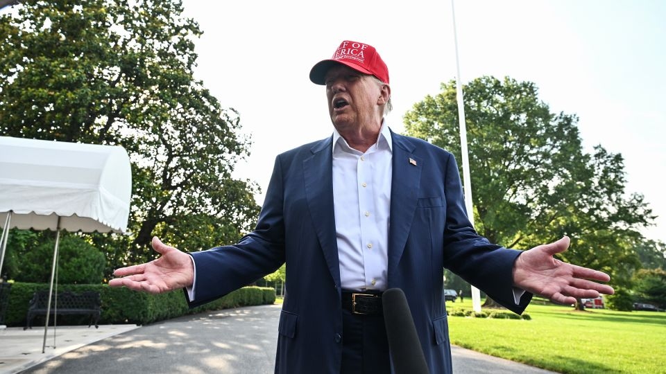 What polls show about a very confusing political landscape