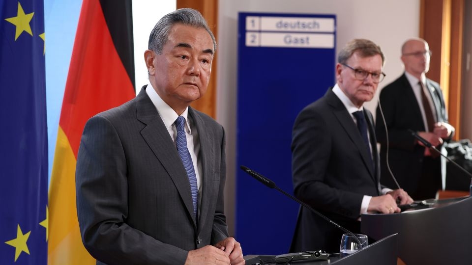 China tells EU it can't accept Russia losing its war against Ukraine, official says