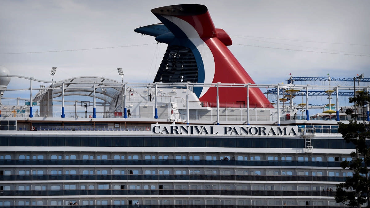 Carnival Cruise Line rep scolds cruiser for cruel loyalty response