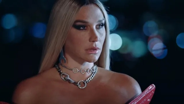 Kesha's Banana Controversy During Mighty Hoopla Explained