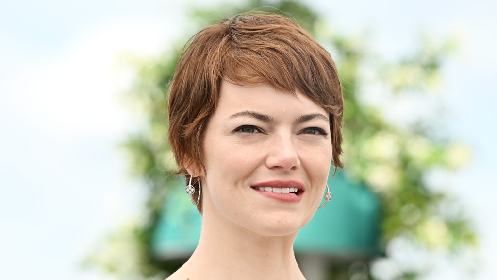 Emma Stone lists Texas mansion for $26.5 million