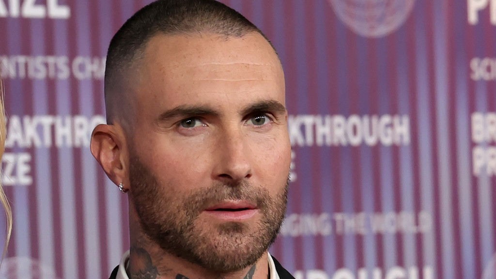 Adam Levine recalls getting 'slung' over bodyguard after confronting nightclub owner