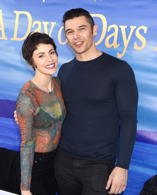 Days of Our Lives' Linsey Godfrey Says Sarah: "Doesn't Want Xander to Have 50-50 Custody"