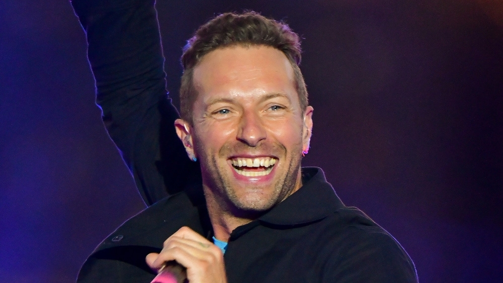 Coldplay's Chris Martin Pokes Fun At Jumbotron CEO Kiss Scandal