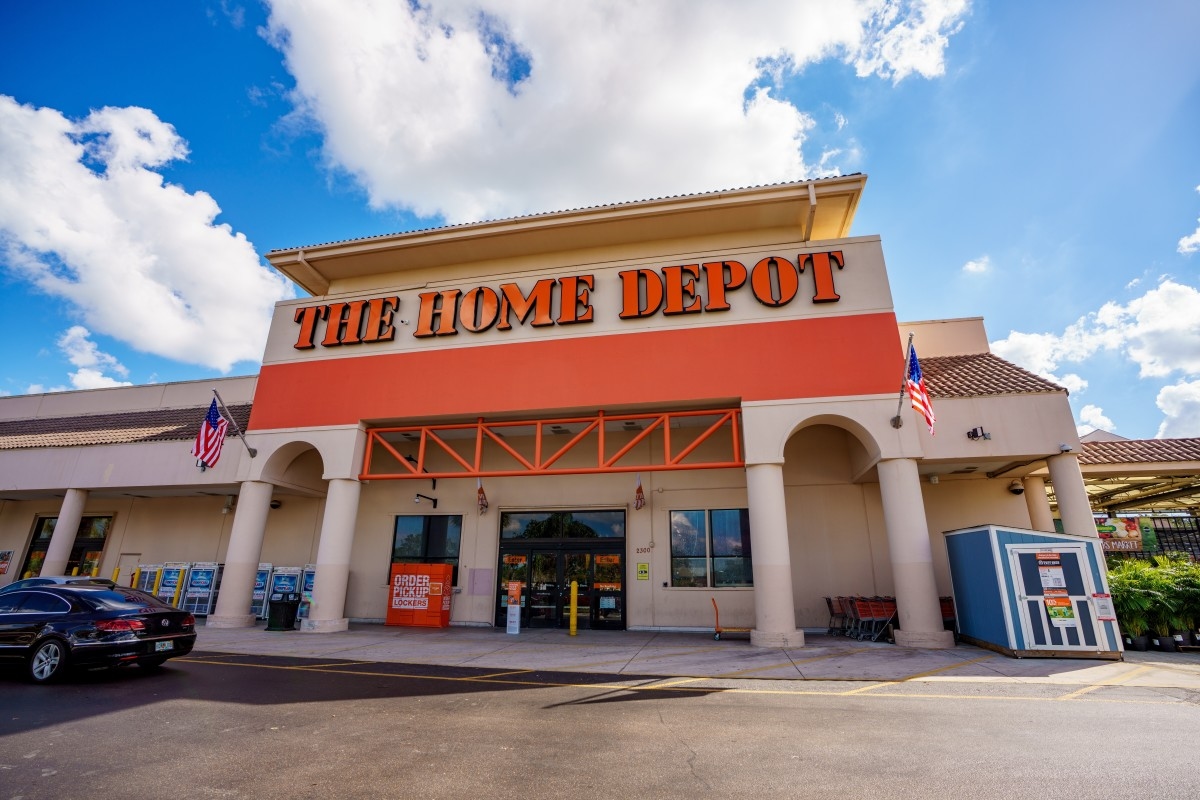 Is Home Depot Open on Memorial Day 2025?