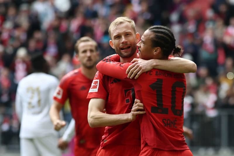 Bayern defeat Mainz, but Leverkusen keep title race alive