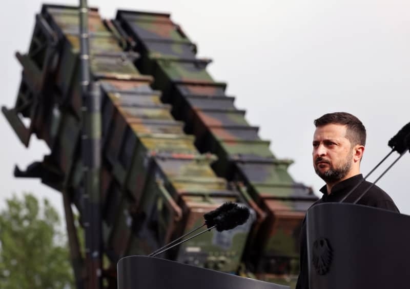 Zelensky: Ukraine agrees deals for 'hundreds of thousands' of drones