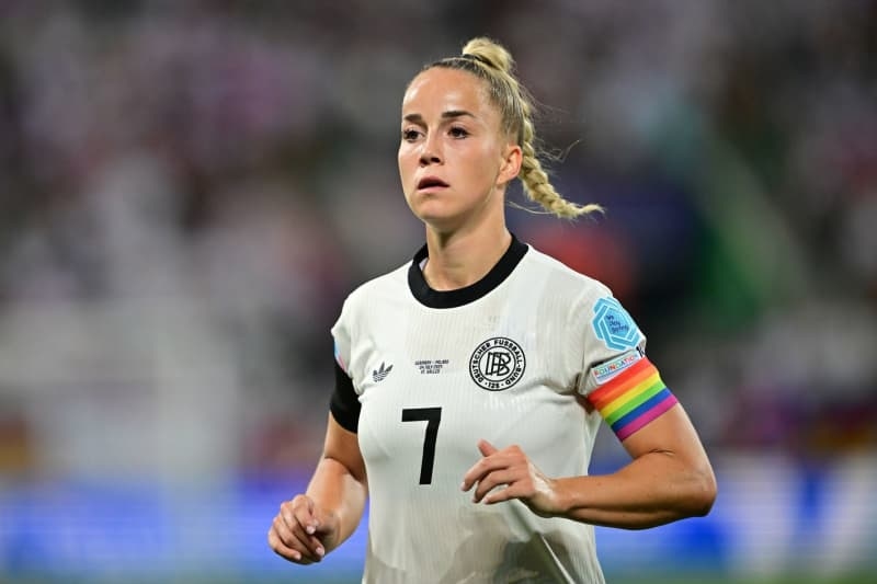 Germany captain Gwinn out for rest of Euros but no ACL injury