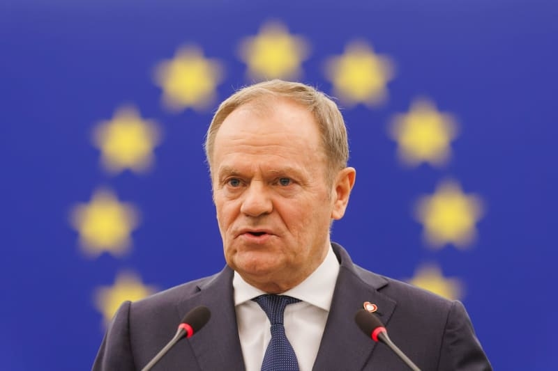 Polish leader warns of conflict with Russia by 2027