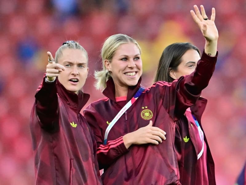 Germany ready to rebound for big France challenge, Künzer says