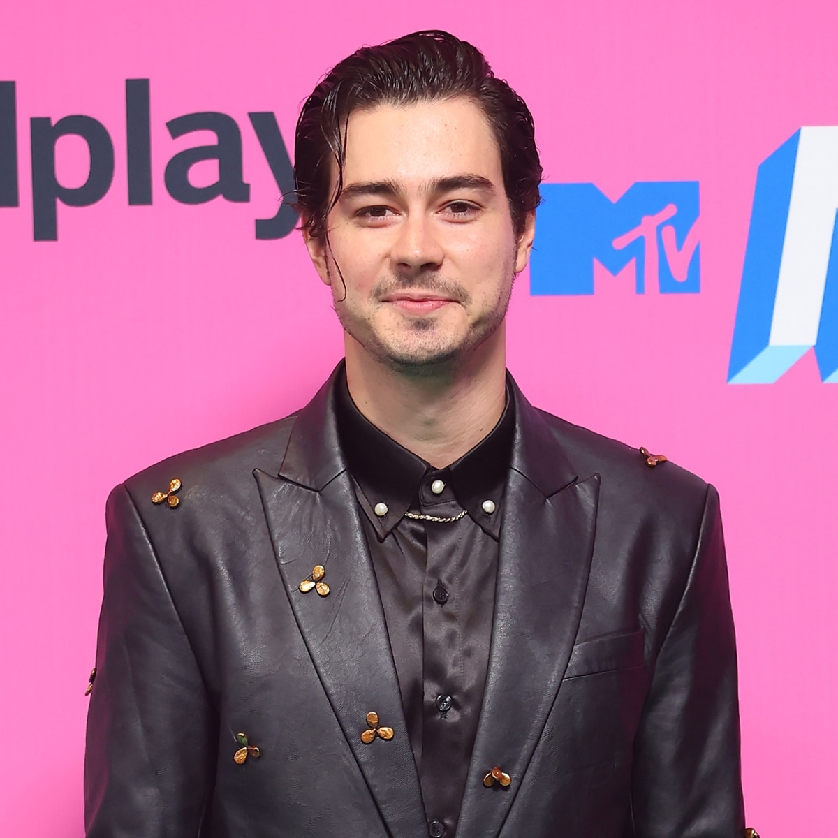 Narcos: Mexico 's Manuel Masalva Details Being "Reborn" After Coma