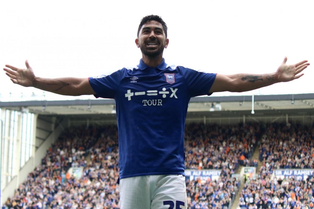 Double-promotion winning hero Luongo signs for Town's Championship rivals