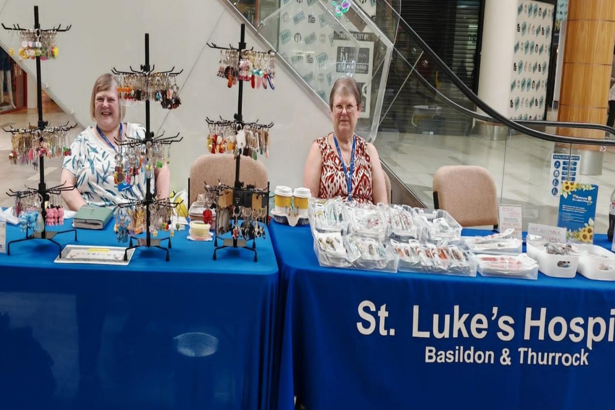 Sisters celebrate lifelong connection to South Essex hospice on 35th anniversary