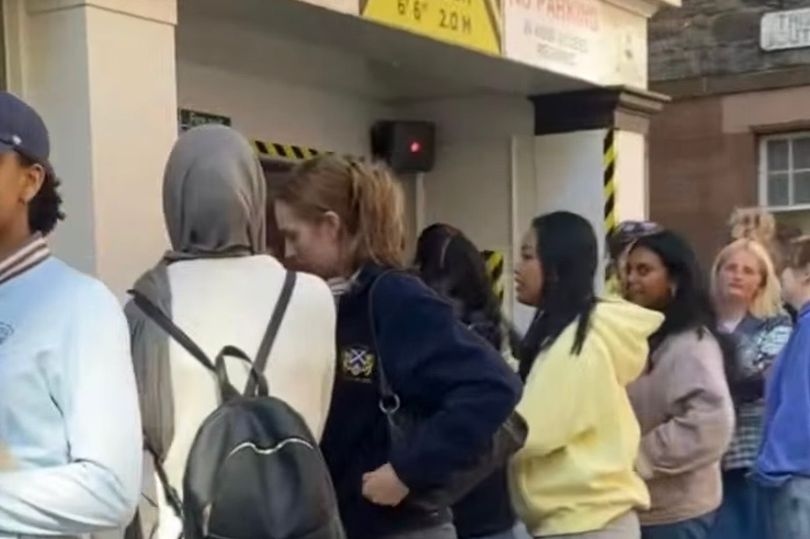 Eager Edinburgh city centre shoppers in huge queues for fancy new jewellery shop