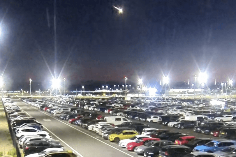 Edinburgh Airport captures spectacular footage as 'meteor burns through the sky'