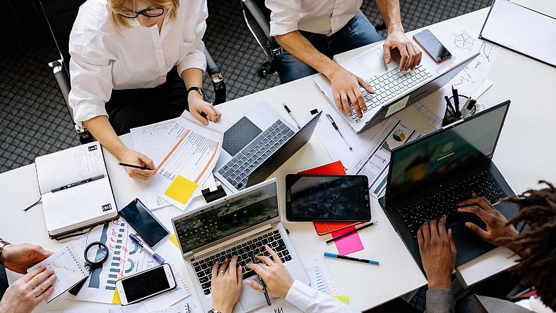 Poland trials a four-day working week: A step towards the future?
