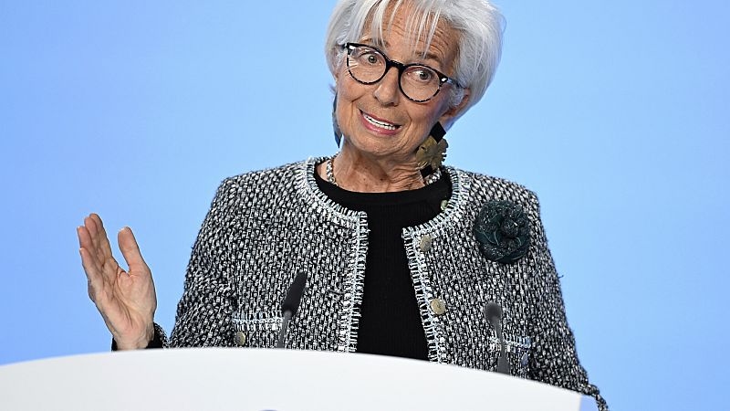 The markets: Central bank rate decisions, tech earnings, and key economic data