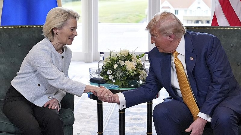 Von der Leyen and Trump strike EU-US trade deal with 15% tariff for the bloc