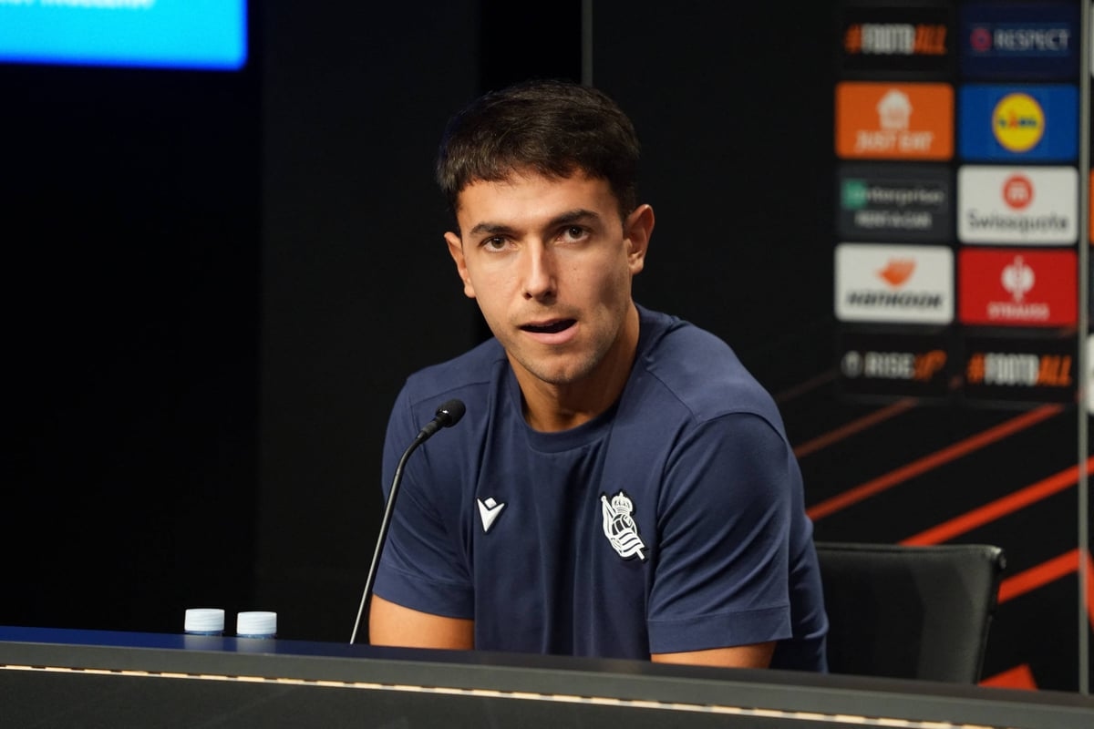 Martin Zubimendi in London to seal Arsenal move as Gunners target triple transfer deal
