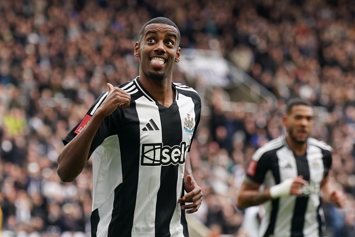 Liverpool get Alexander Isak boost as striker hands in Newcastle transfer request
