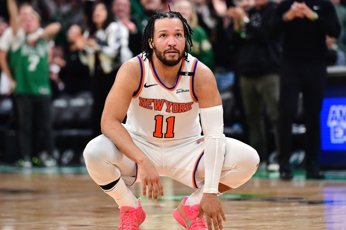 "Jeez, They're Loud!": Rowdy Fans Interrupt Jalen Brunson's Interview With "Knicks In 6" Chants