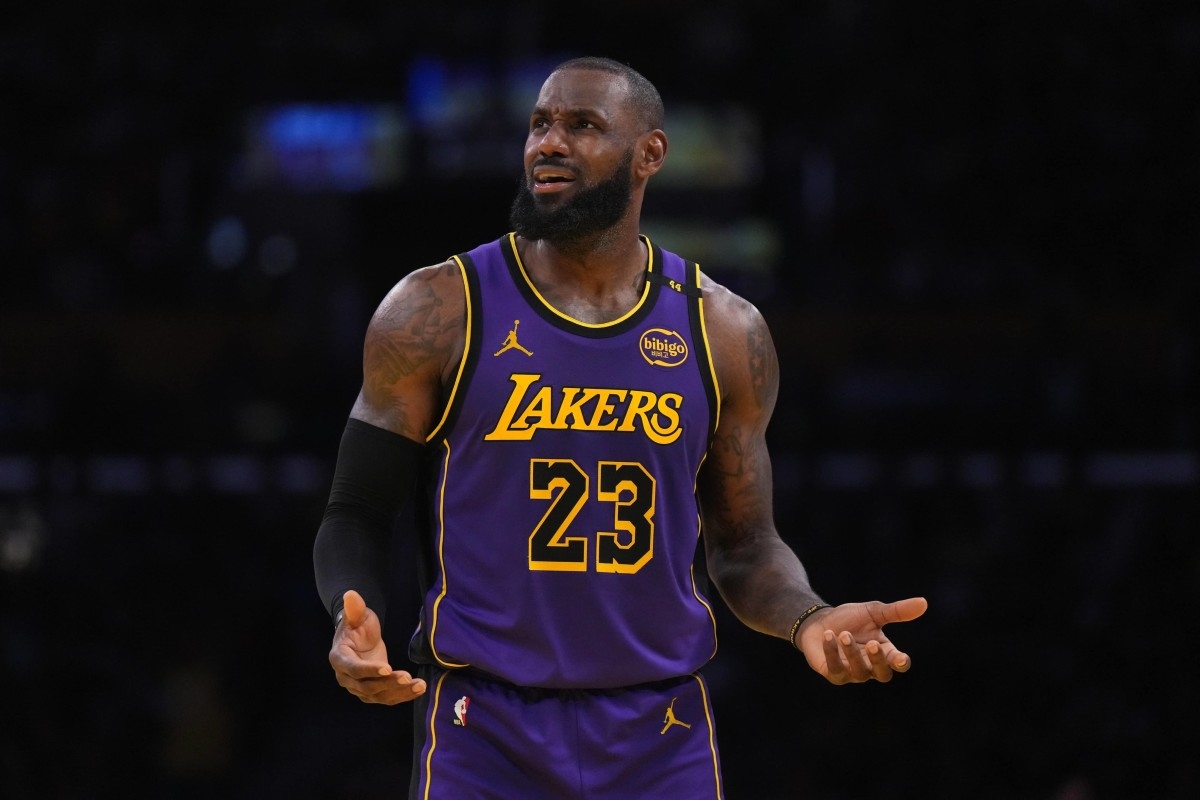LeBron James Reportedly "Wants Out Of LA" And Lakers "Want Him Gone"