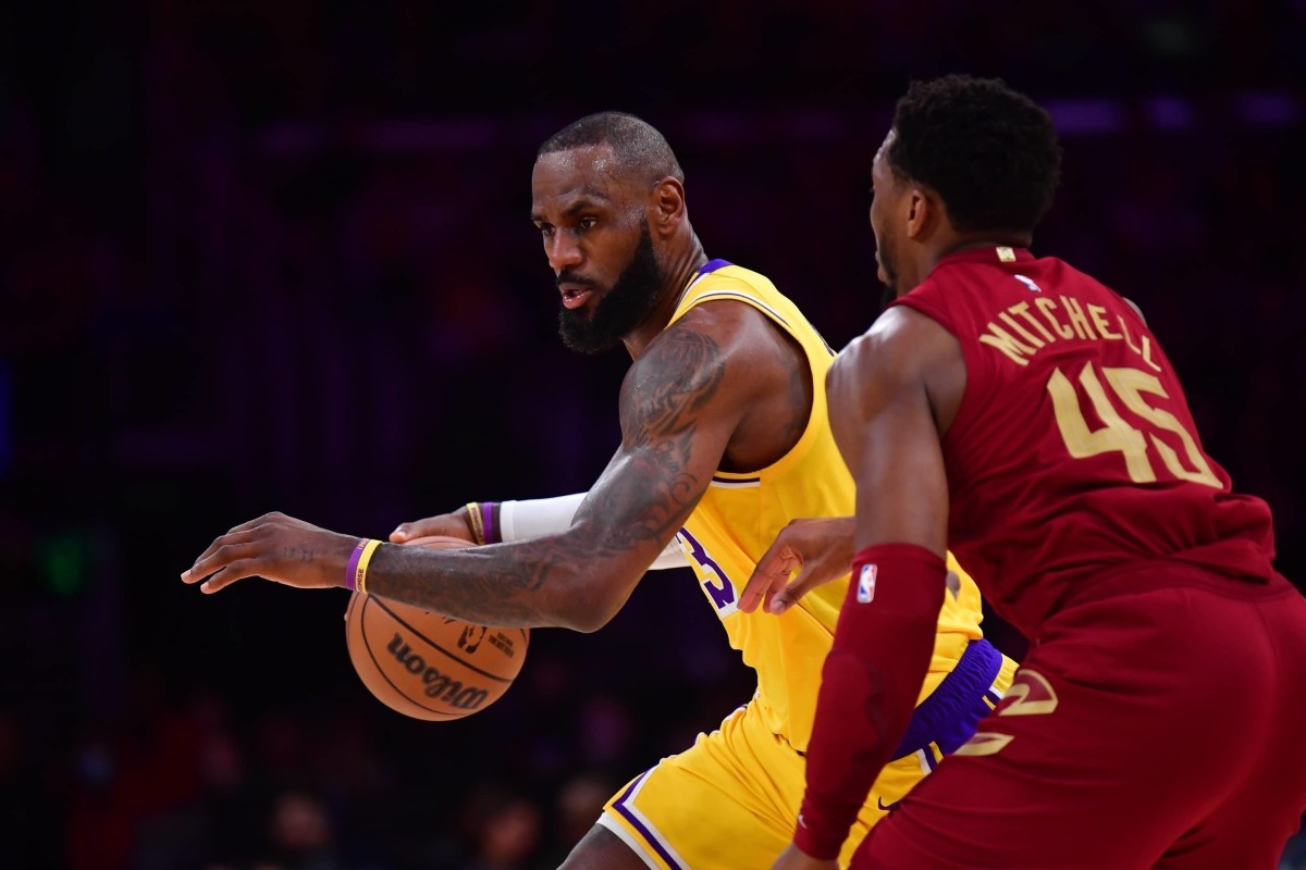 Cavaliers Must Trade Three Stars To Acquire LeBron James; Deal Looks Complicated But Not Impossible