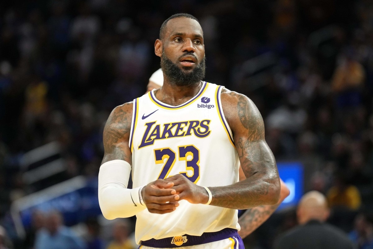LeBron James Surprisingly Drawing 'Little To No Trade Interest' Around The NBA