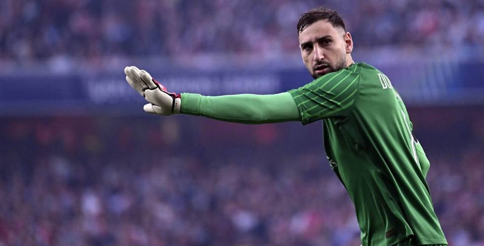 Galatasaray Eye Donnarumma After Ederson Talks Stall