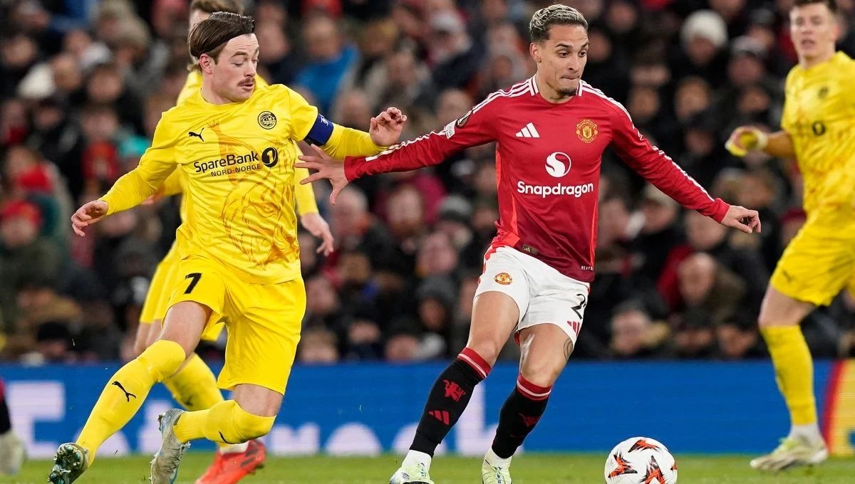 Atletico Madrid 'emerging as favourites' to sign Manchester United player
