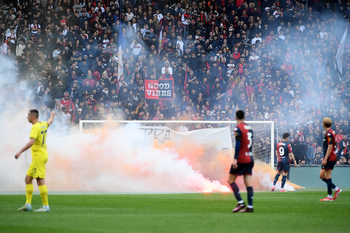 Video: Genoa fans set off fireworks after Sampdoria's relegation