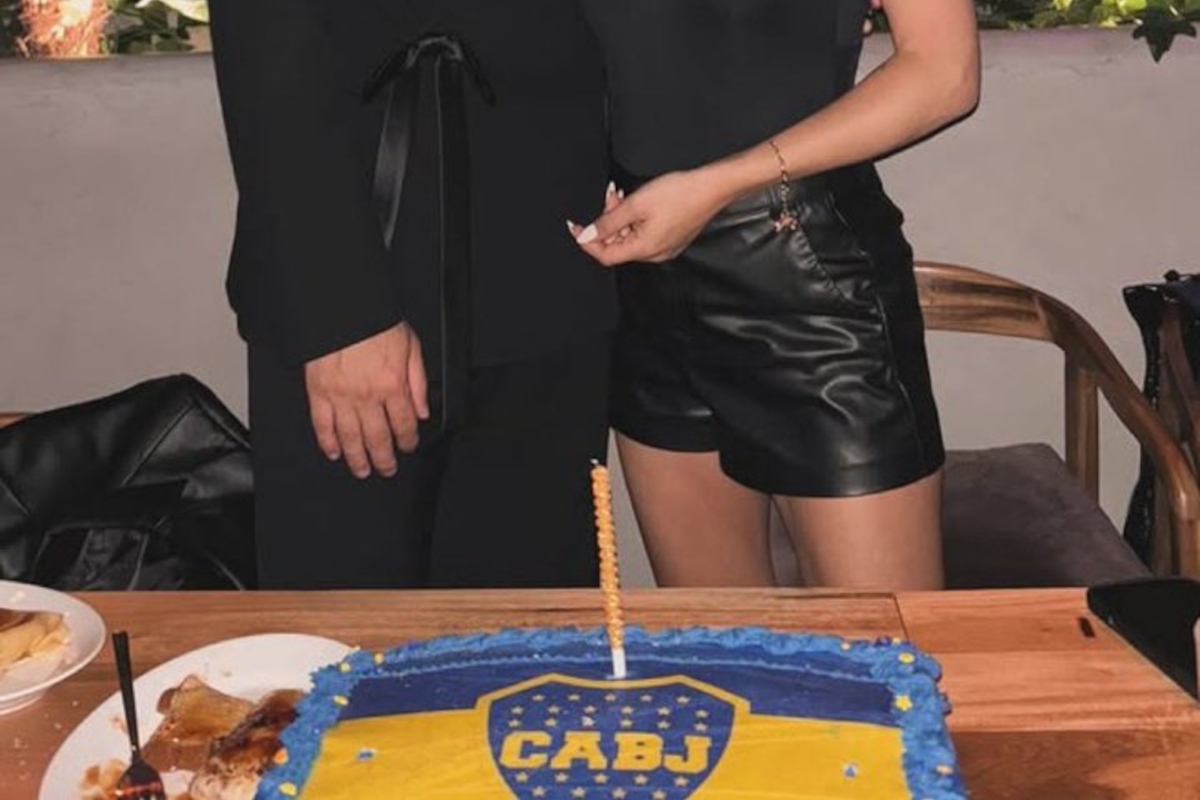 Paredes birthday cake confirms Boca Juniors transfer
