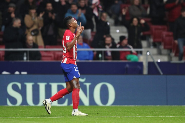 Sunderland in talks to sign Reinildo on a free transfer